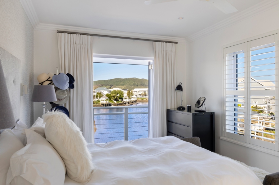 4 Bedroom Property for Sale in Thesen Islands Western Cape